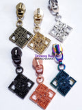 #5 Zipper Pull Square