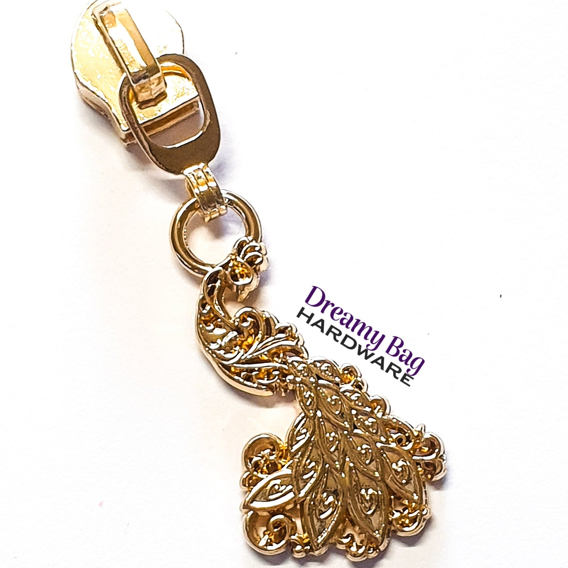 #5 Zipper Pull Peacock
