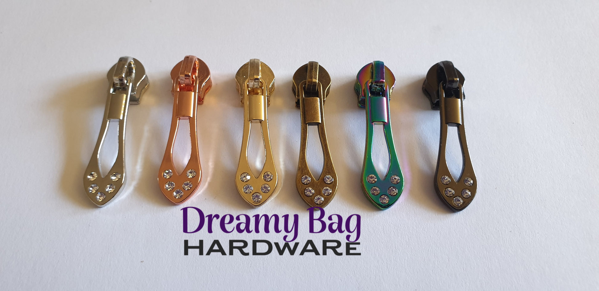 #5 Zipper Pull Tear Diamonds