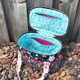 Bree's Box Toilettenartikel Caddy Andrie Designs Papiermuster
