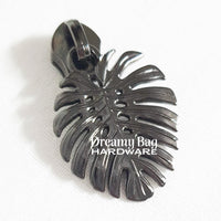 #5 Zipper Pull Monstera Leaf