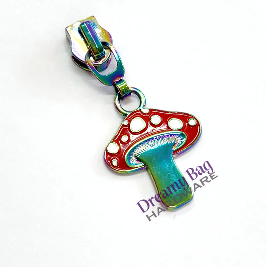 #5 Zipper Pull Mushroom