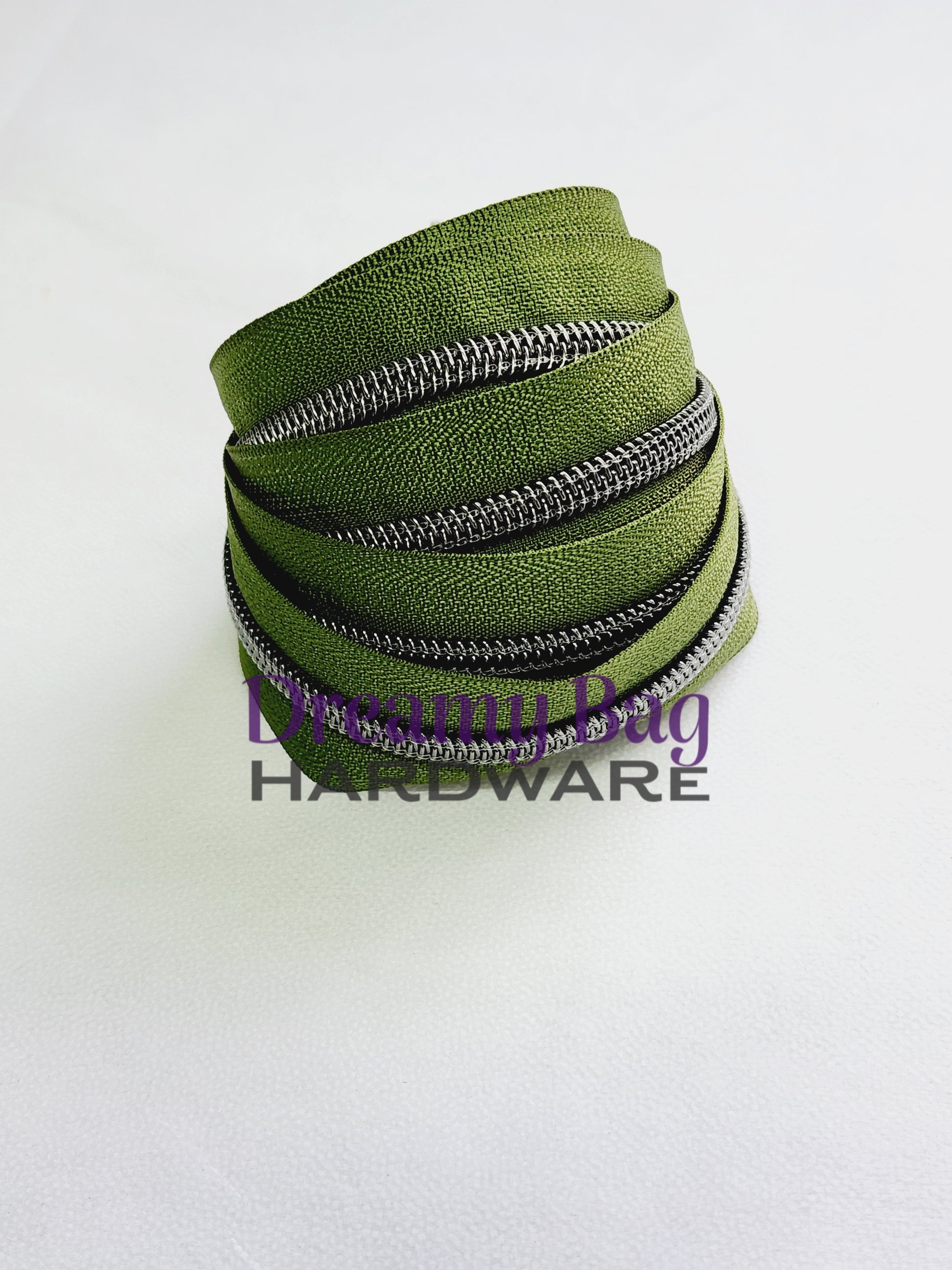 #5 Zipper Tape Olive with nylon teeth