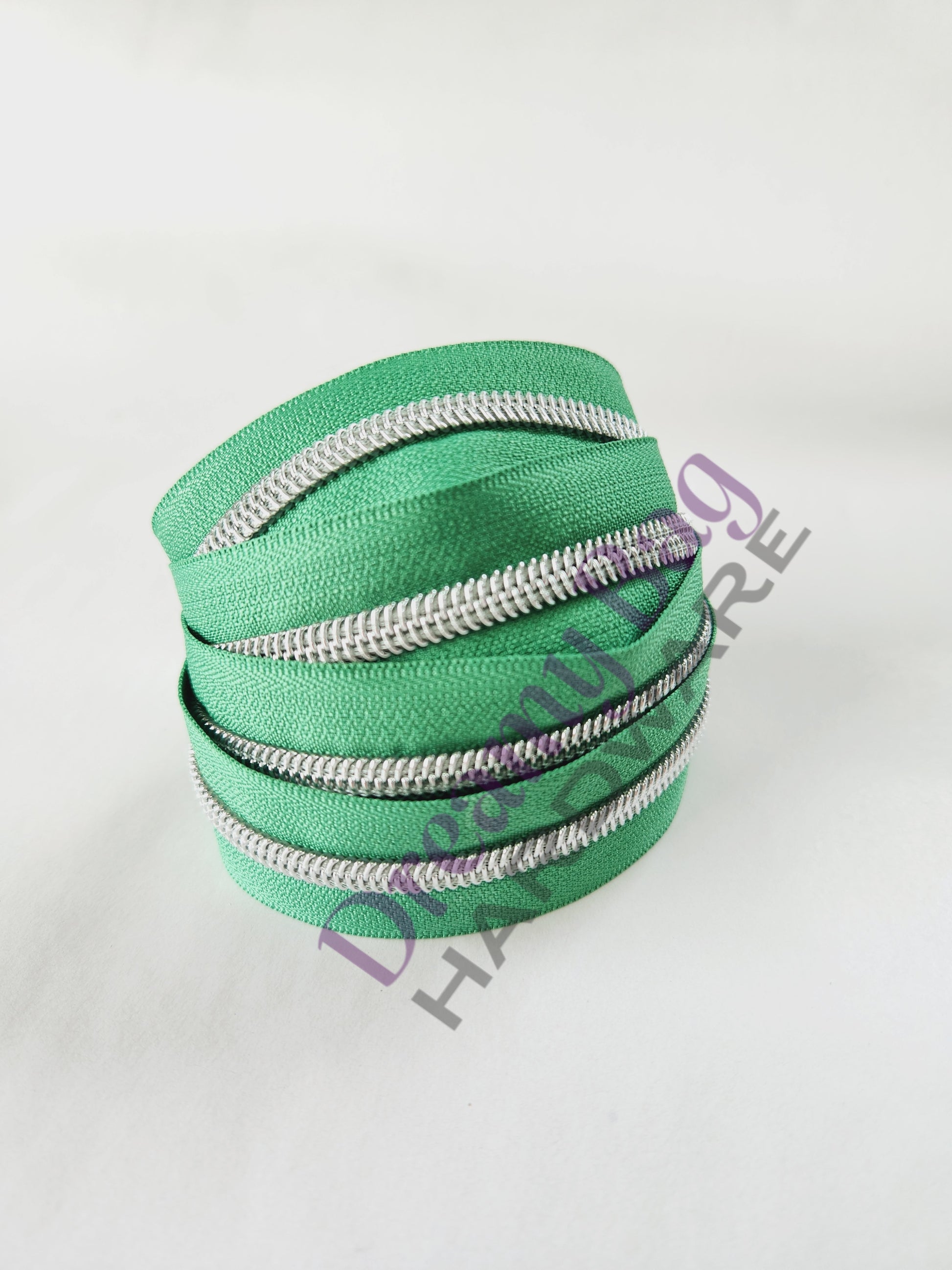 #3 and #5 Zipper Tape Gamer Green with Nylon Teeth