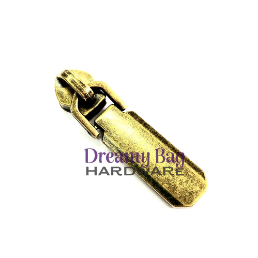 #3 and #5 Zipper Pull Sleek