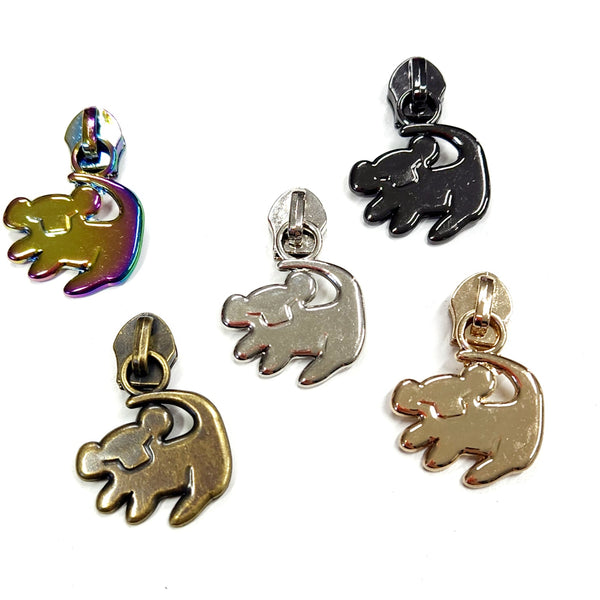 #5 Zipper Pull Lion