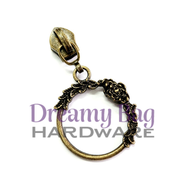 #5 Zipper Pull Floral Circle