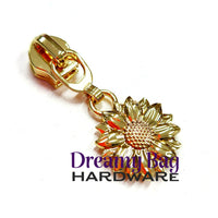 #5 Zipper Pull Sunflower