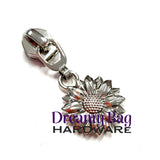 #5 Zipper Pull Sunflower