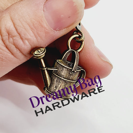 #5 Zipper Pull Watering Can