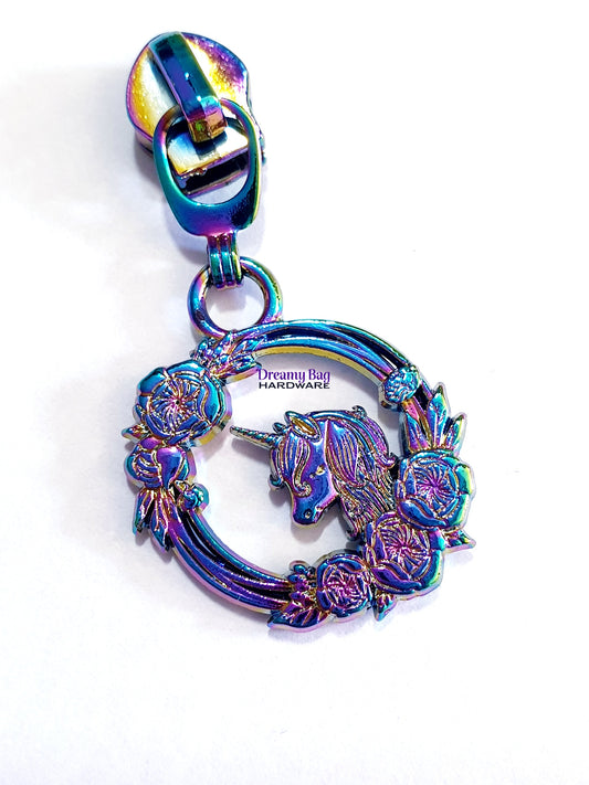 #5 Zipper Pull Unicorn Wreath