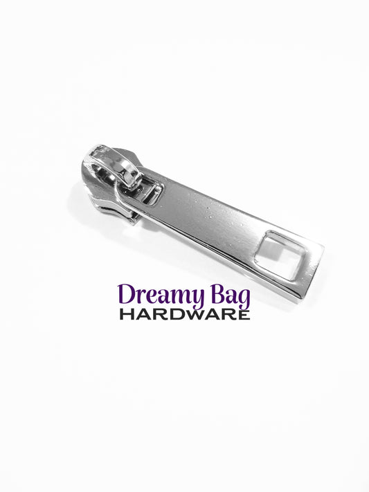 #5 Zipper Pull Long