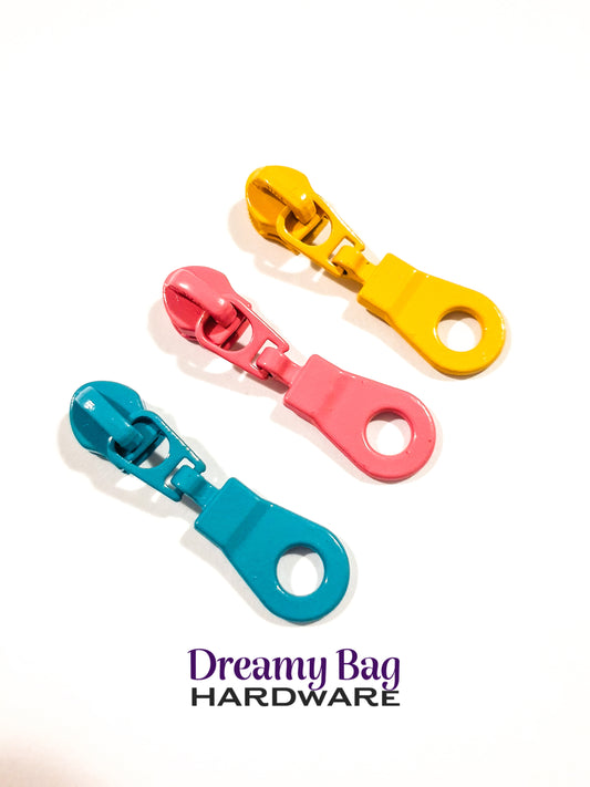 #5 Zipper Pull Donut