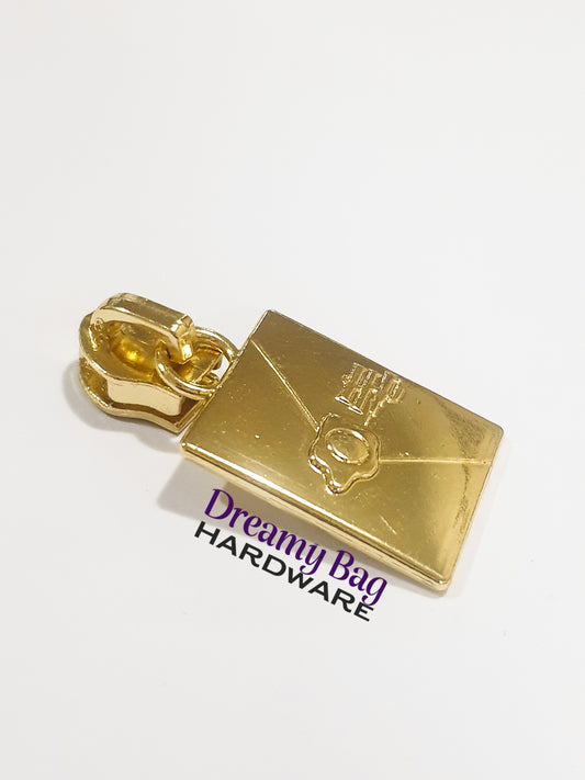 #5 Zipper Pull Harry Envelope